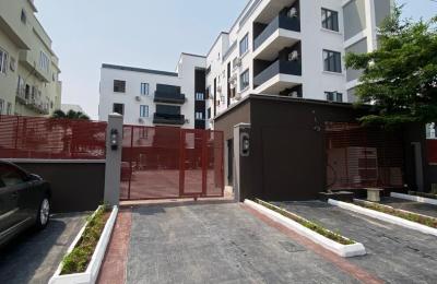2 Bedroom Apartment with Elevator & Pool