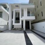 5 Bedroom Fully Detached Duplex